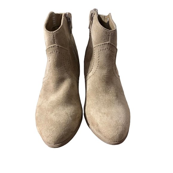 Beige Women’s Georgia Zippered Block heeled booties shoes Size 6.5 EUC - Picture 1 of 5